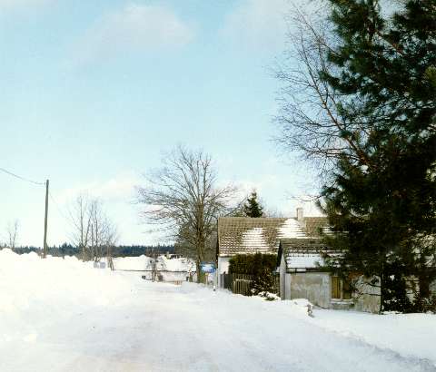 Die Ortschaft Klaster (Kloster) im Winter